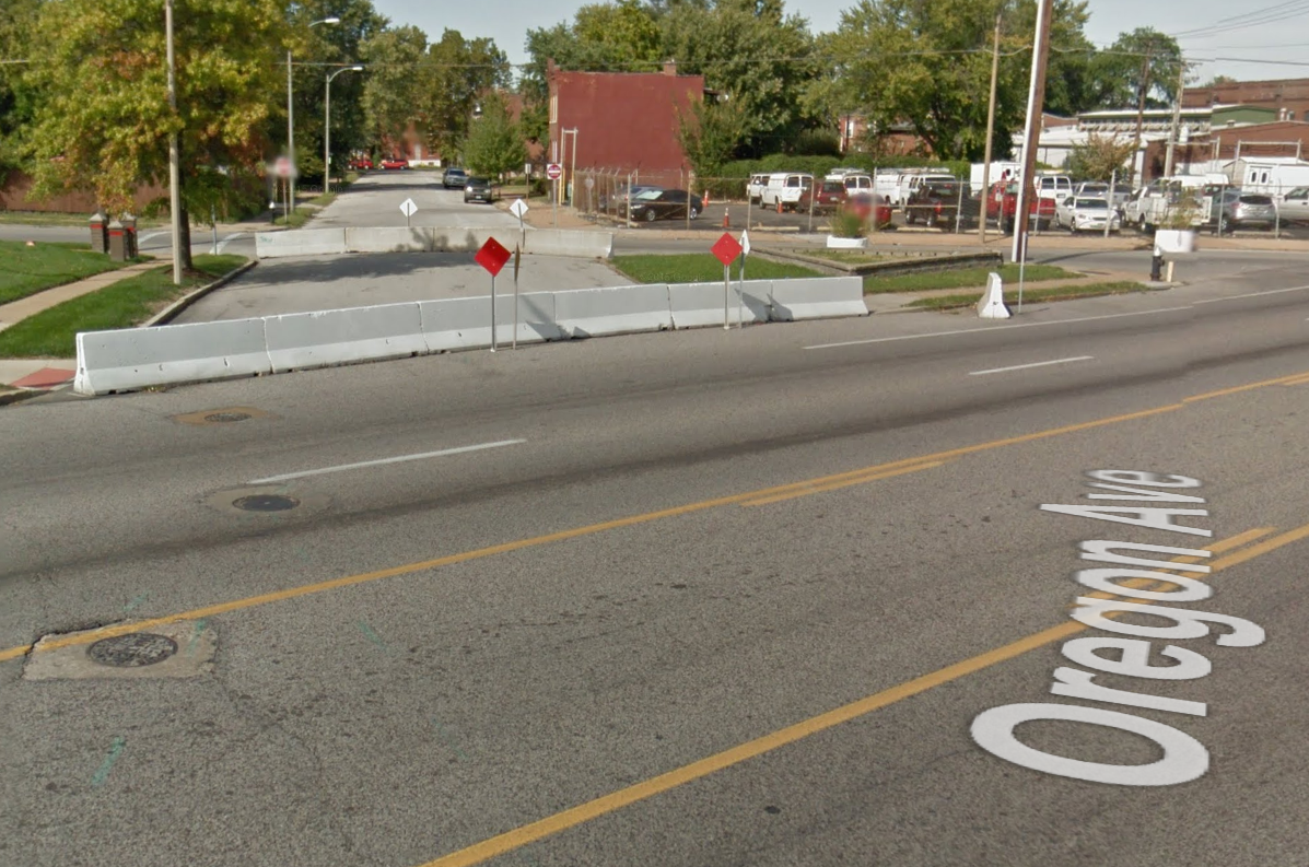 Gravois Avenue closures proposed - St. Louis, MO