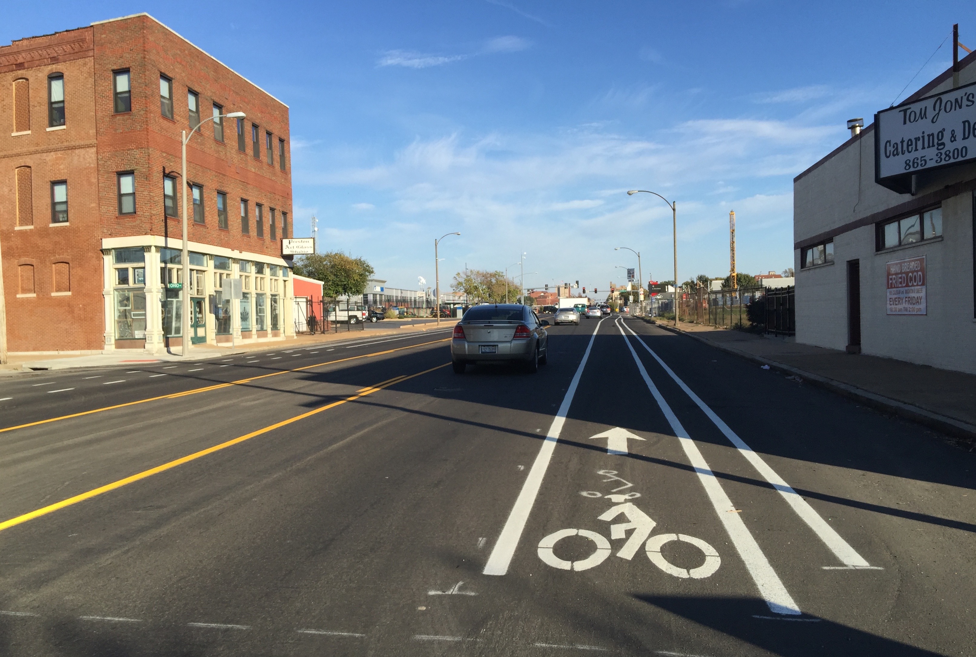 Chouteau Avenue bike lane - St. Louis, MO