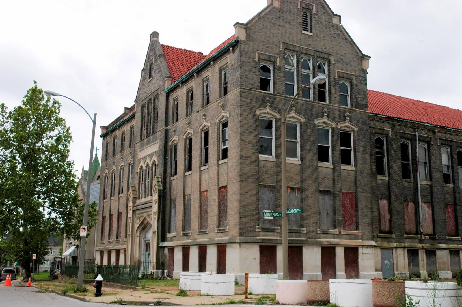 Academy neighborhood - STL