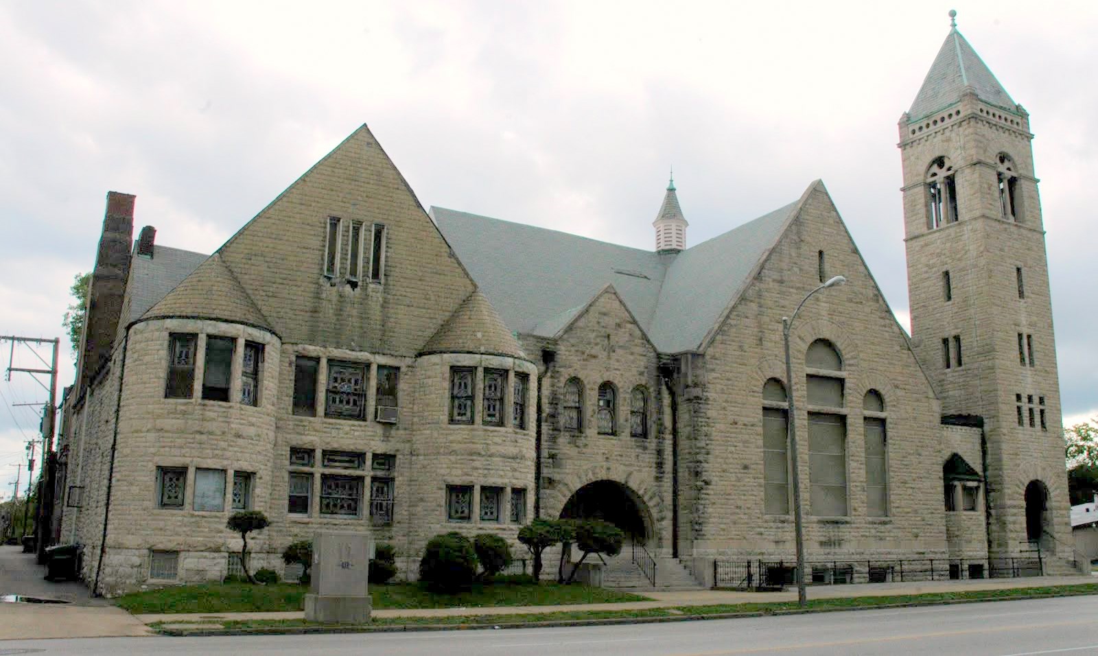 Academy neighborhood - STL