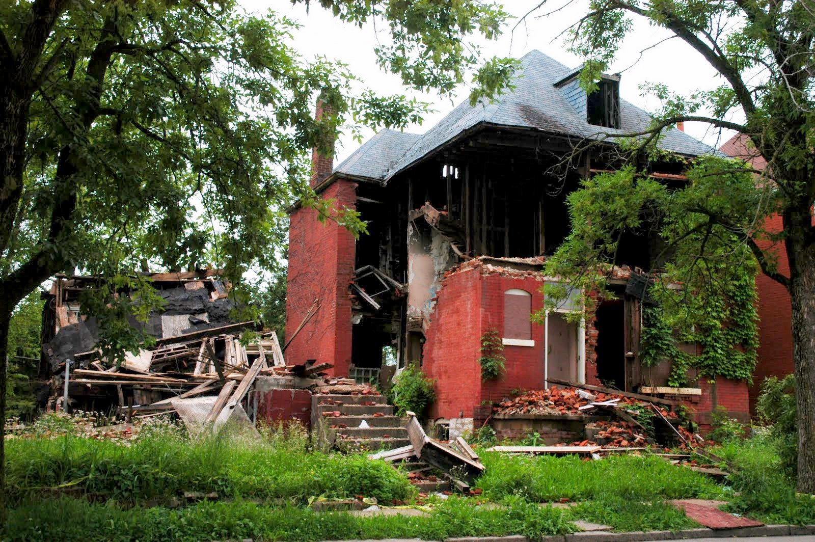 Academy neighborhood - STL