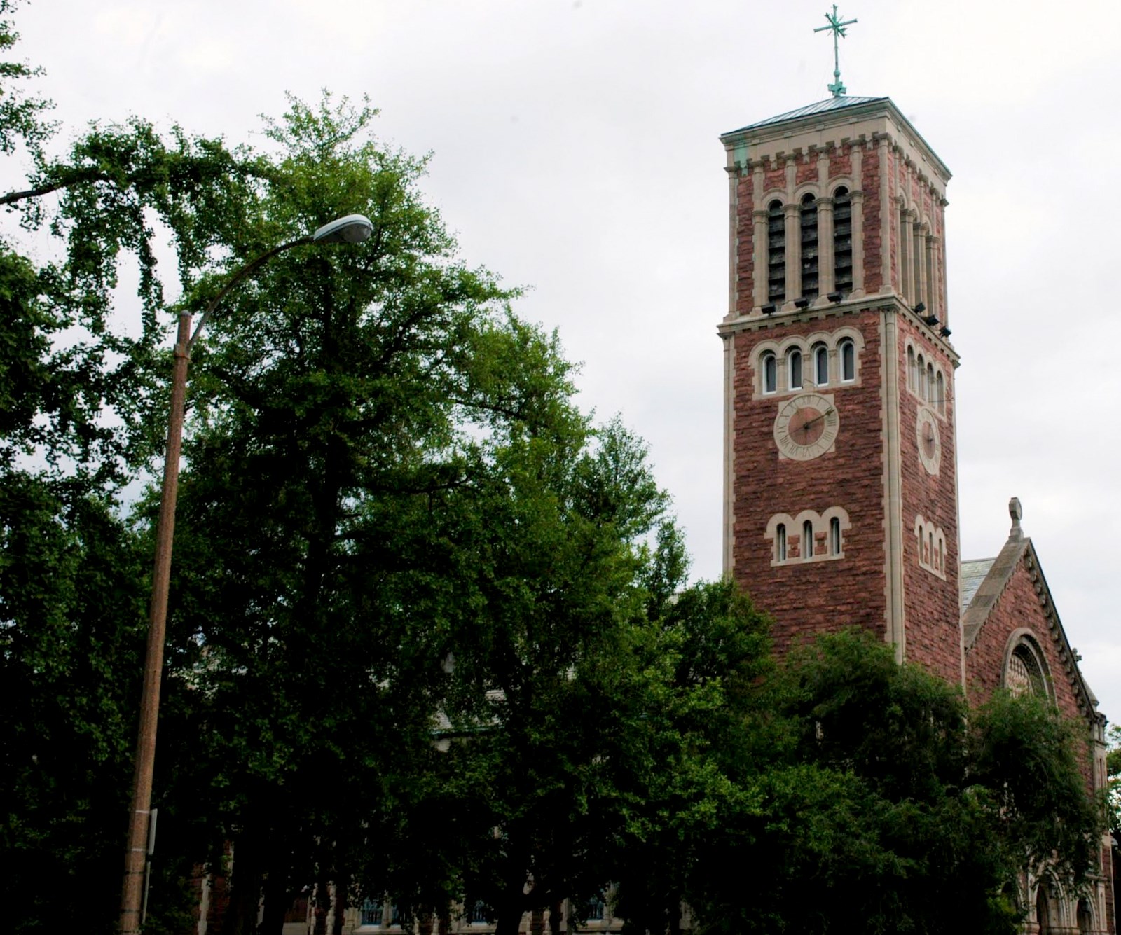 Academy neighborhood - STL